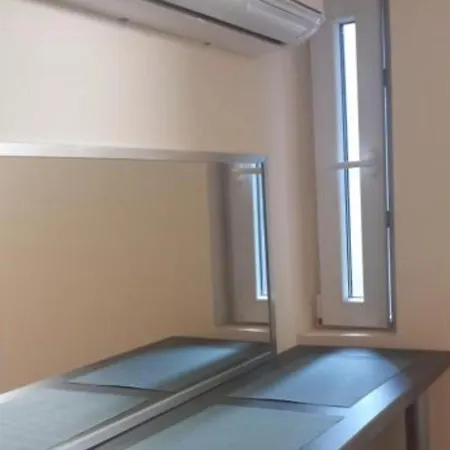 Libero 78 Apartment *